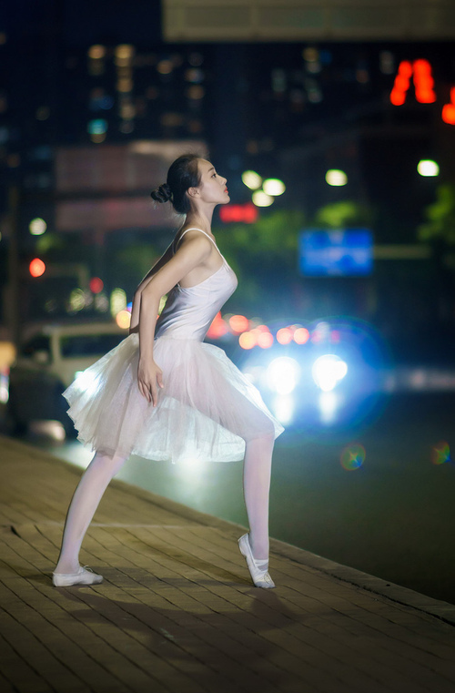 开云网页版登录入口-火箭连续五场三分命中率超四成，火箭五连败