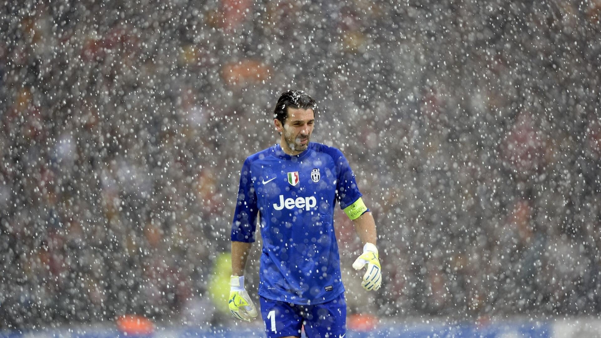 _虚拟现实滑雪：在指尖挑战雪山_，虚拟滑雪体验